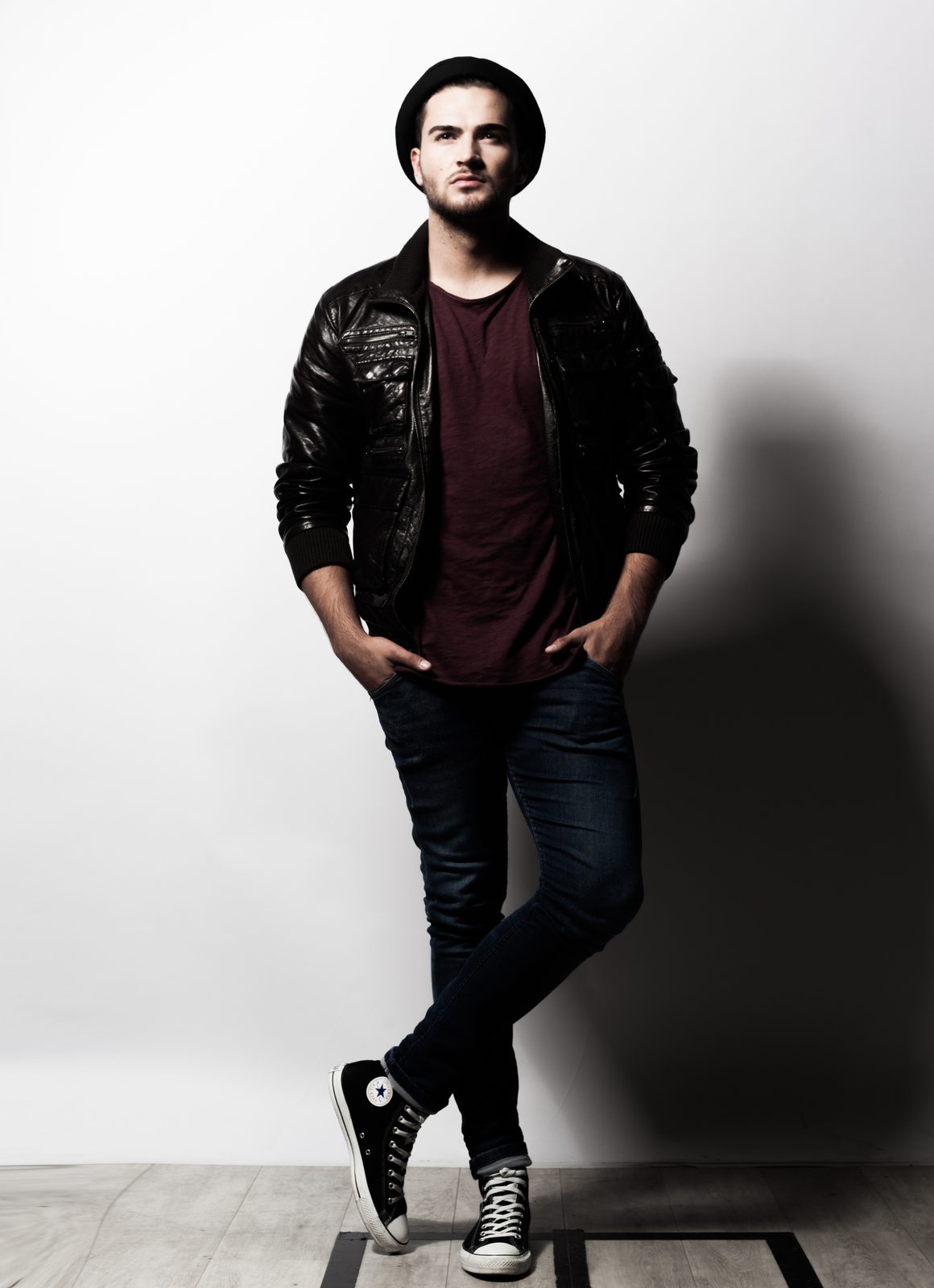 Männer-Fotoshooting Hamburg – Mann in lässigem Look – natürliches Männerporträt
